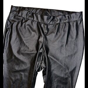 Torrid faux leather leggings size 3